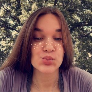 Meet your Posher, Eva